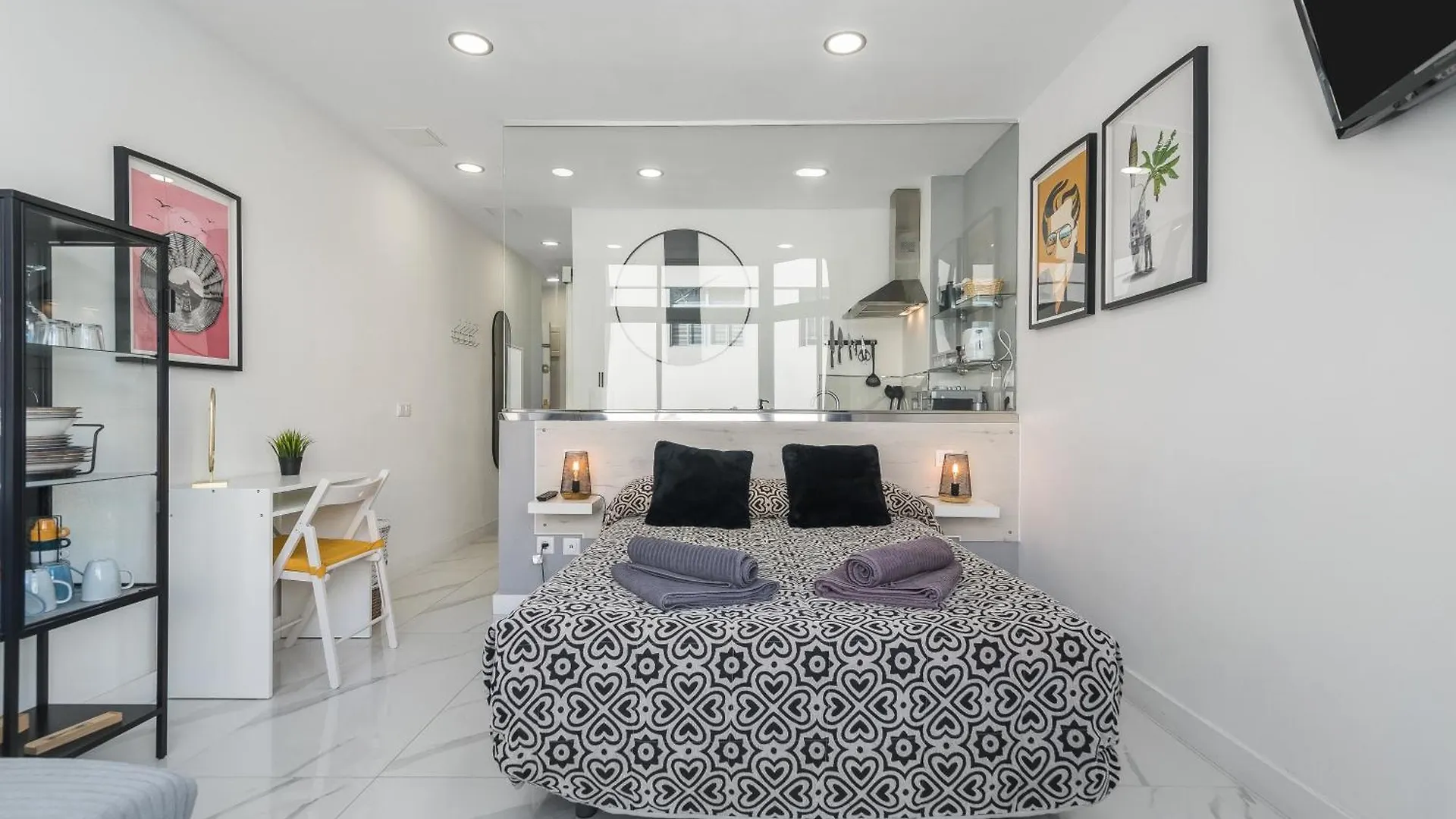 Canteras Beach Las Palmas de Gran Canaria Apartment